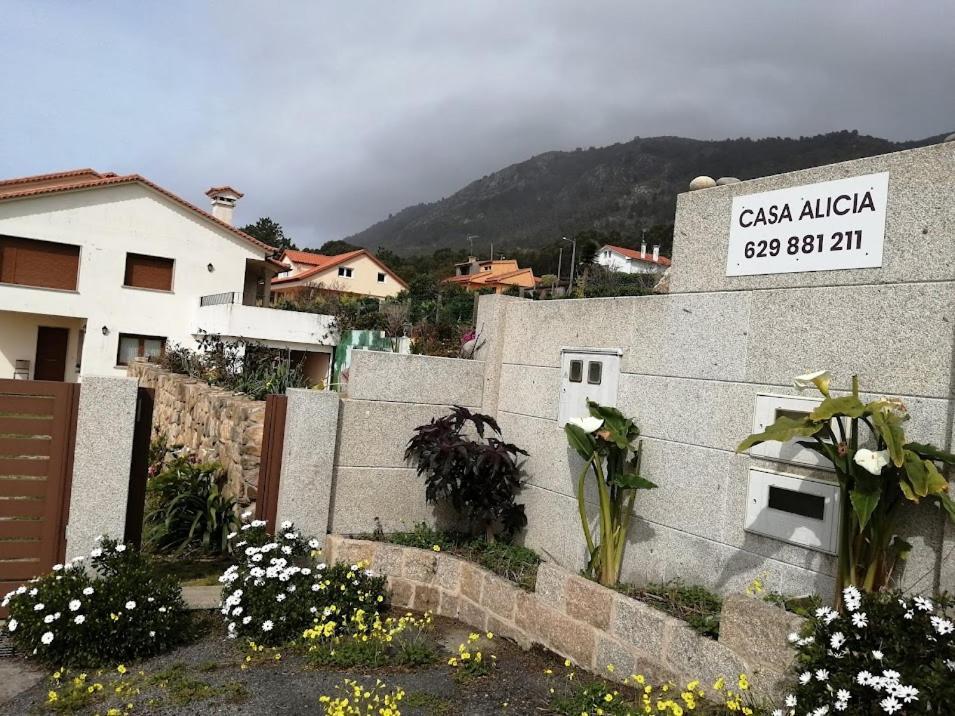 Rooms Peregrinos A Casa Alicia Rosal Dış mekan fotoğraf